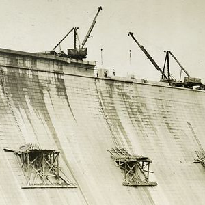 Metropolis: New York City Water and Transit Infrastructure in Photographs